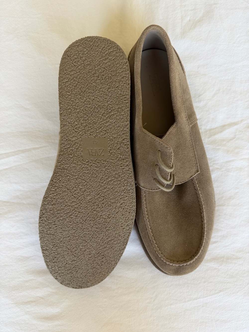 Zara Men's Suede Chukka Boots in Taupe - Picture 4 of 4